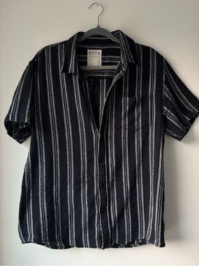 Men’s button down cotton shirt